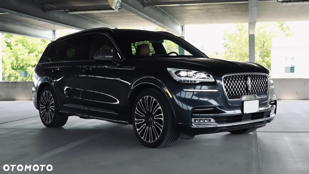 Lincoln Aviator - 8