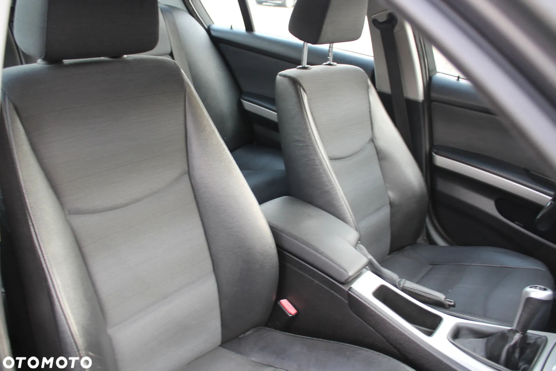 BMW Seria 3 320i - 11