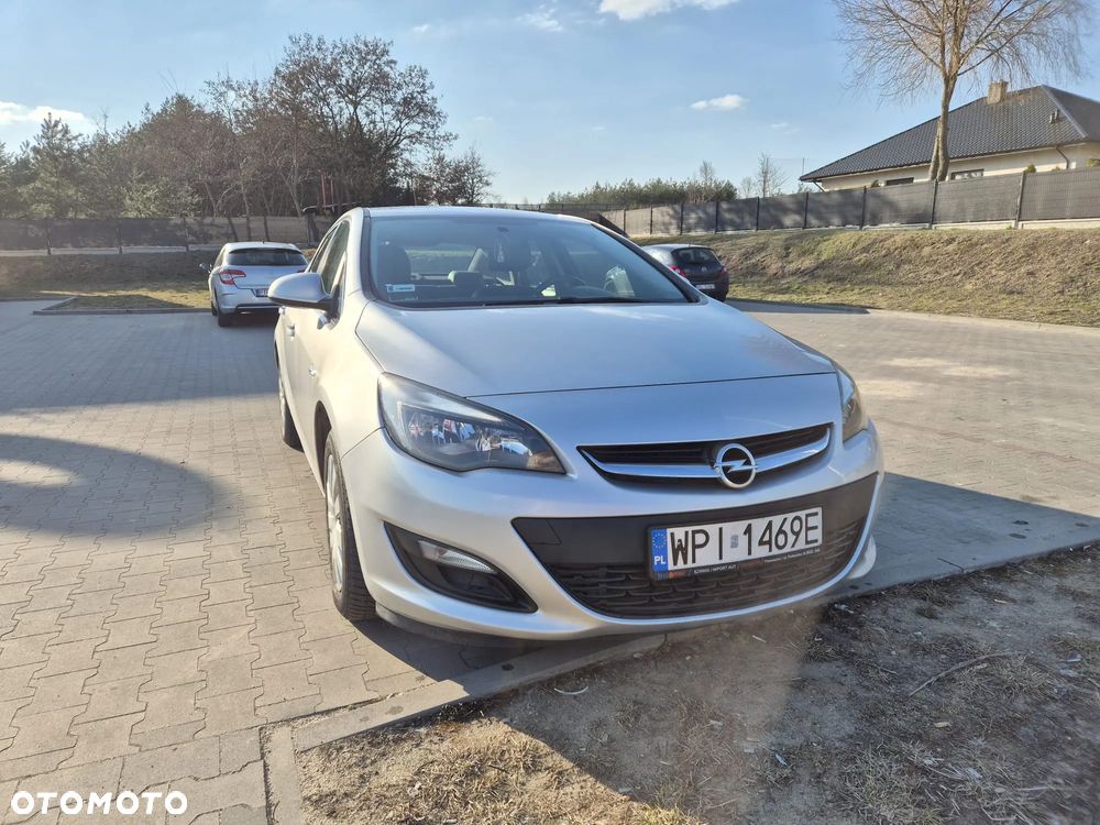 Opel Astra - 1