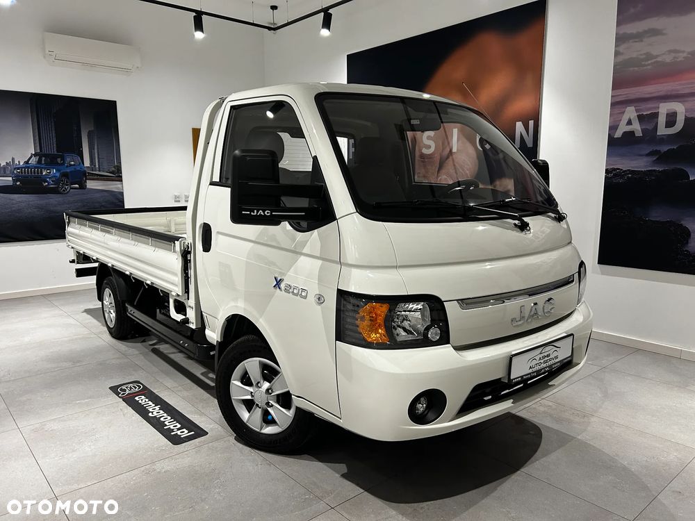 JAC X200 - 1