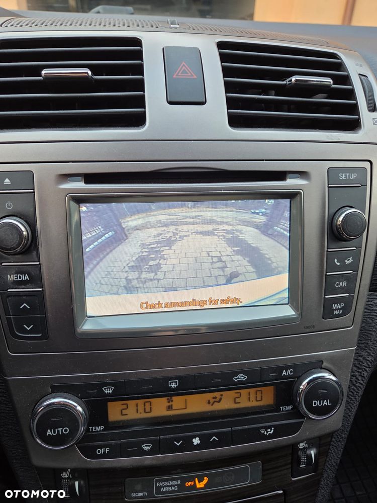 Toyota Avensis 2.2 D-CAT Prestige - 19