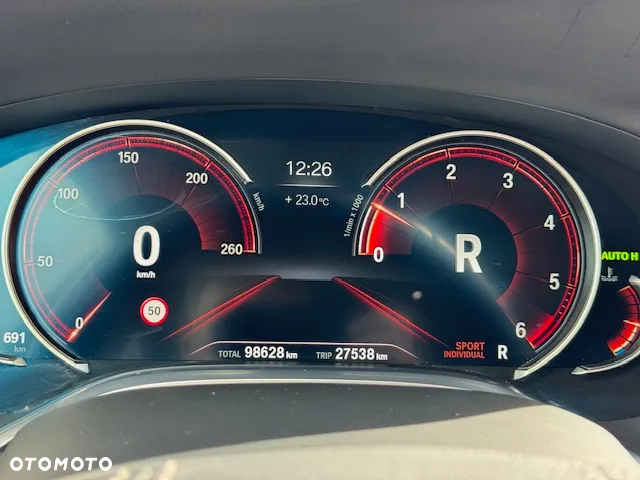 BMW Seria 7 750d xDrive - 21