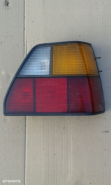 VW GOLF II MK2 lampa tylna prawa lewa