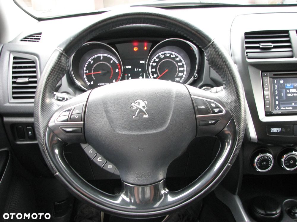 Peugeot 4008 - 22