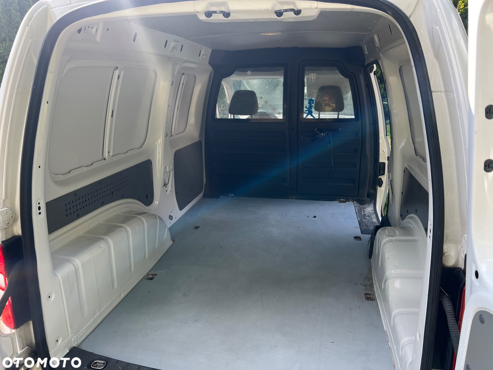 Volkswagen CADDY - 13
