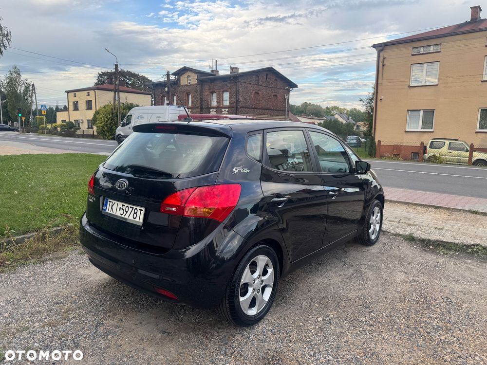 Kia Venga 1.4 CVVT Fifa World Cup Edition - 23