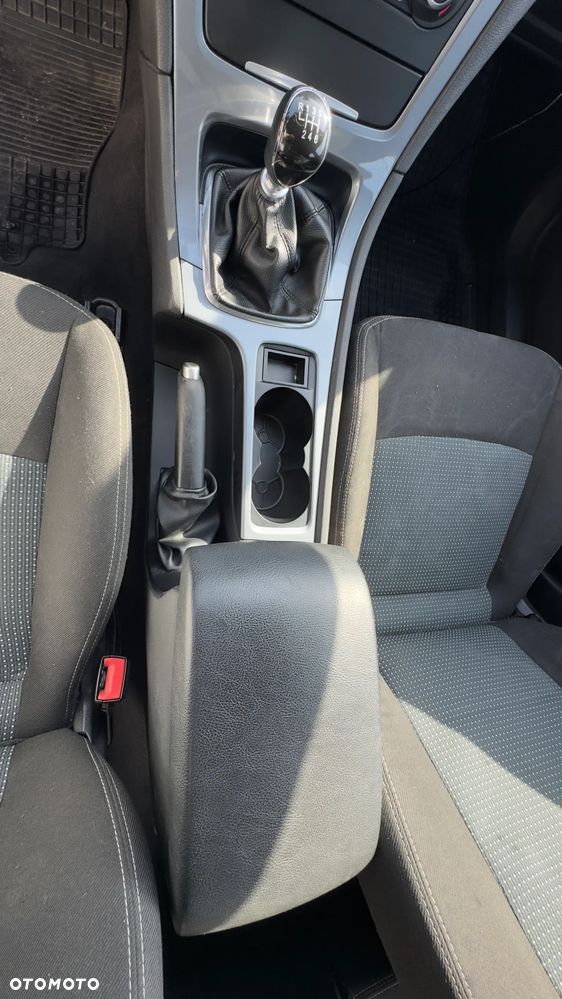 Ford Mondeo 2.0 TDCi Titanium - 13