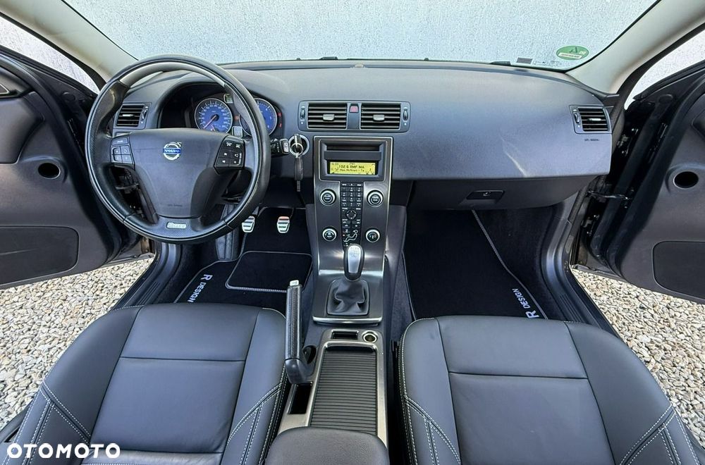 Volvo C30 D2 DRIVe R-Design - 23