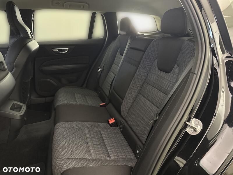 Volvo V60 B3 B Core - 20