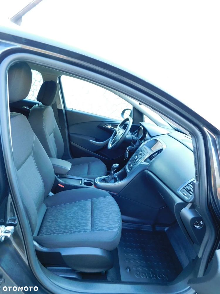 Opel Astra 1.4 Turbo Innovation - 11