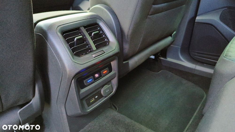 Volkswagen Tiguan - 30