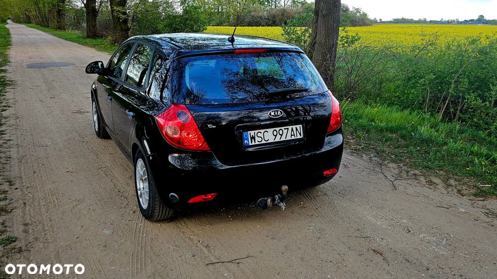Kia Ceed 1.6 CVVT LX - 6