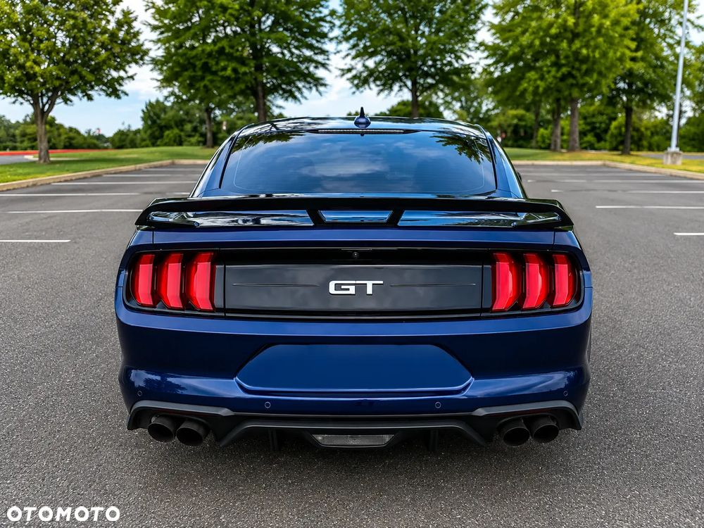 Ford Mustang - 5