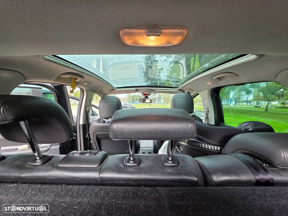 Peugeot 3008 2.0 HDi Hybrid4 99g J18 - 13