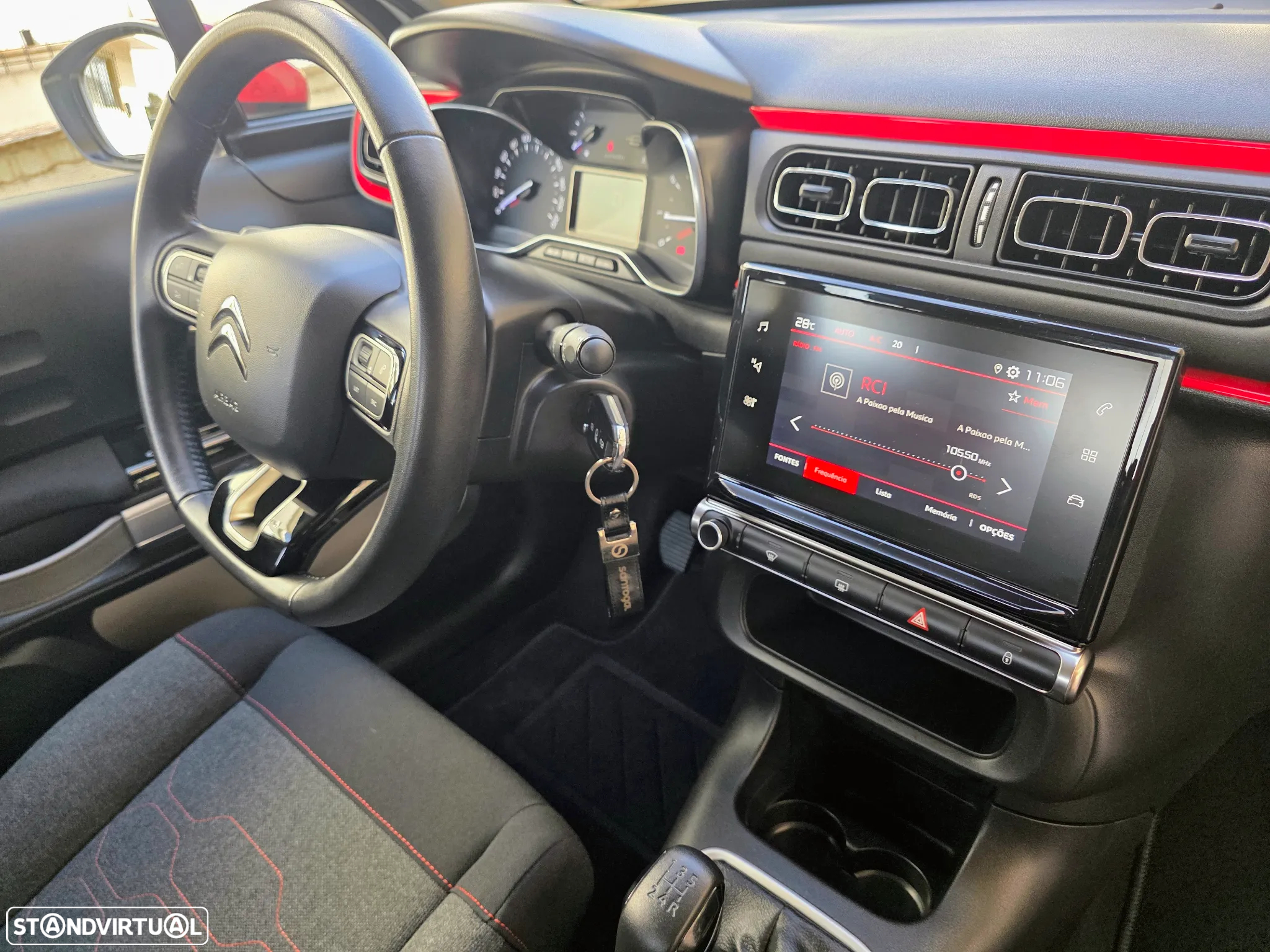 Citroën C3 1.2 PureTech Shine - 39