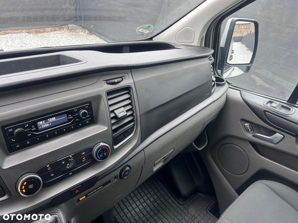 Ford Transit Custom - 10