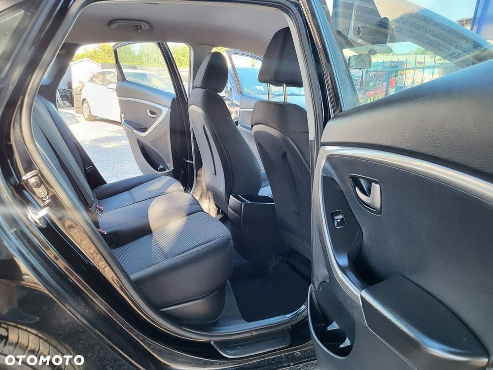 Hyundai i30 - 25