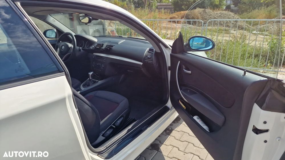 BMW Seria 1 118i - 6