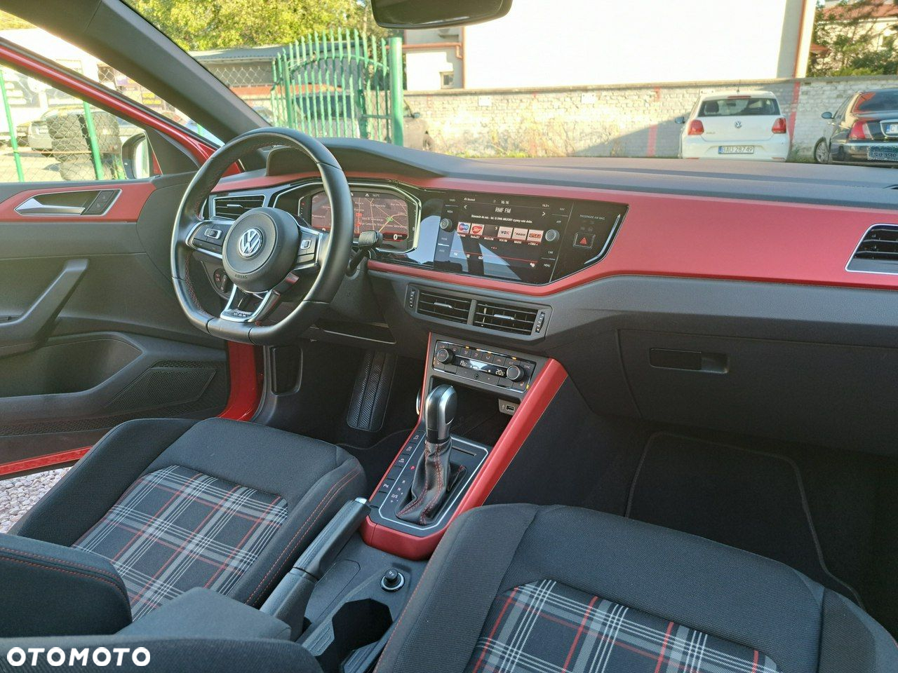 Volkswagen Polo 2.0 TSI GTI DSG - 17