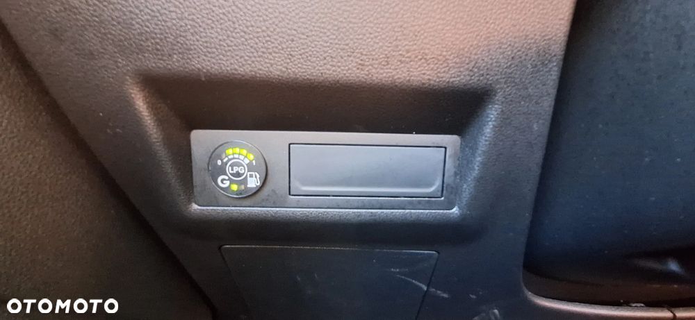 Renault Captur TCe 100 EXPERIENCE - 20