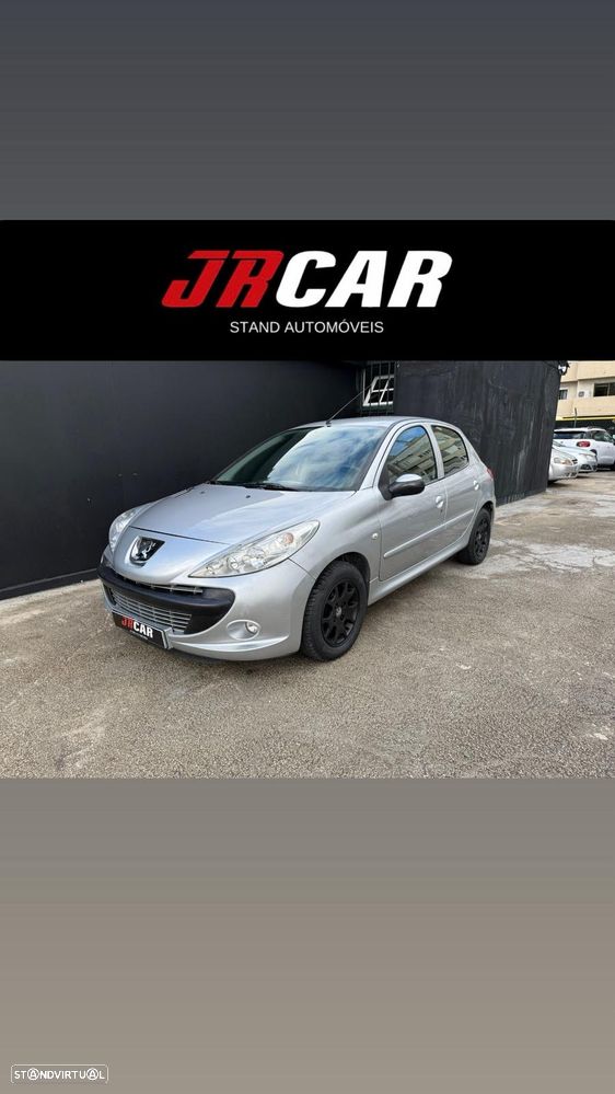 Peugeot 207 1.4 16V Trendy - 13