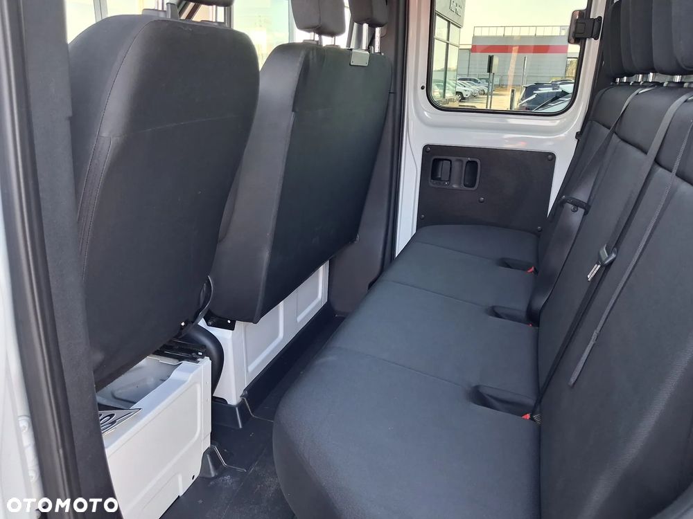 Mercedes-Benz SPRINTER - 14