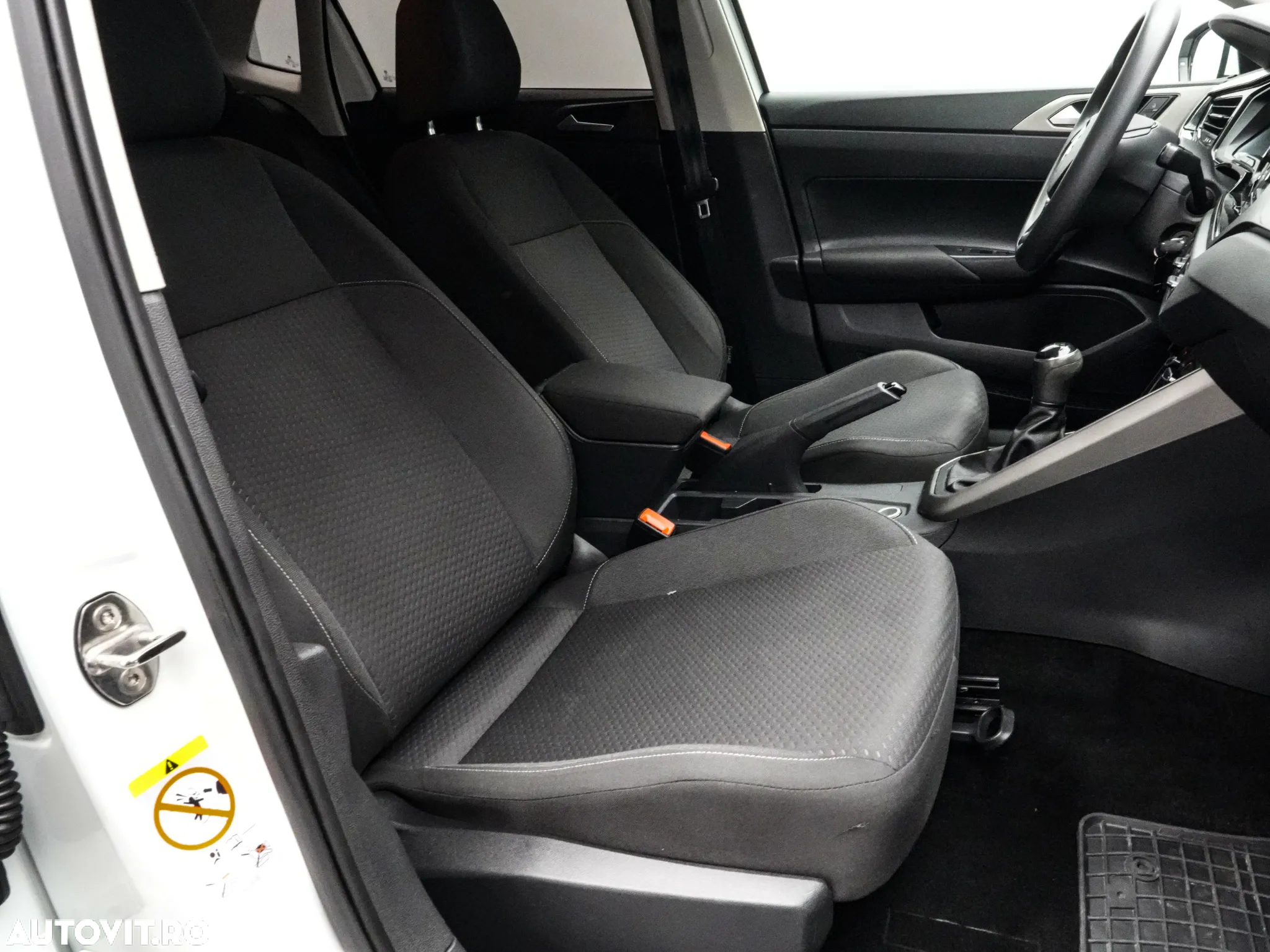 Volkswagen Polo 1.6 TDI DSG Highline - 12