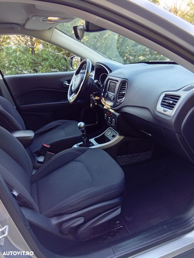 Jeep Compass - 5