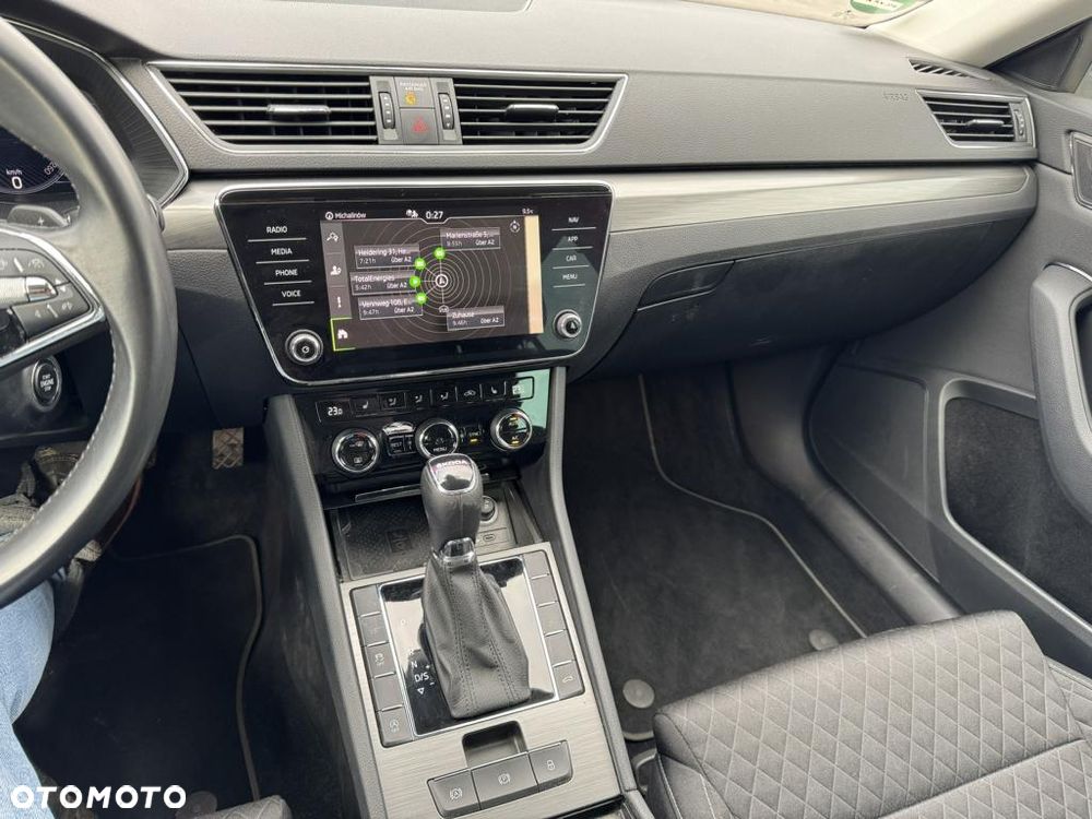 Skoda Superb 2.0 TDI DSG Ambition - 12