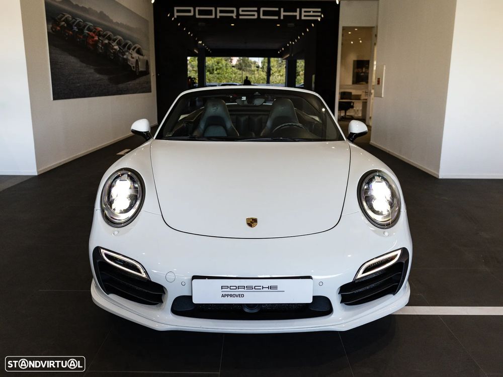 Porsche 911 (991) Turbo S Cabriolet - 3