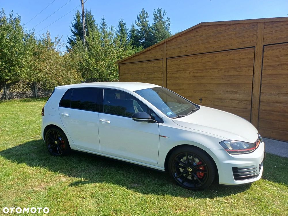 Volkswagen Golf 2.0 TSI GTI - 19