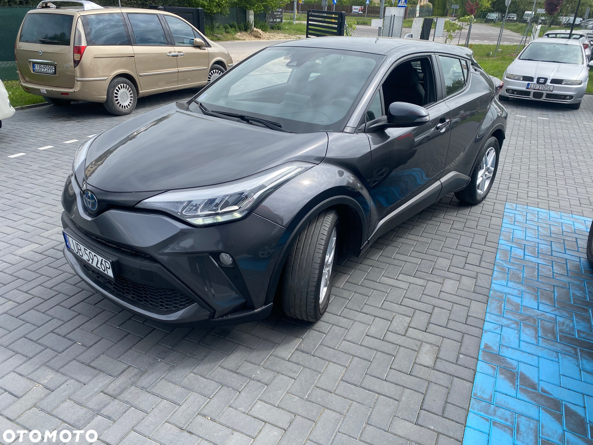 Toyota C-HR 2.0 Hybrid Premiere Edition - 17