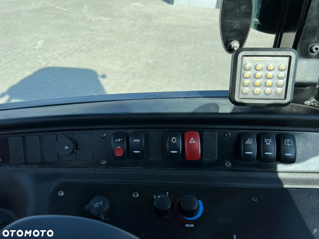 JCB 406 Toolmaster - 11