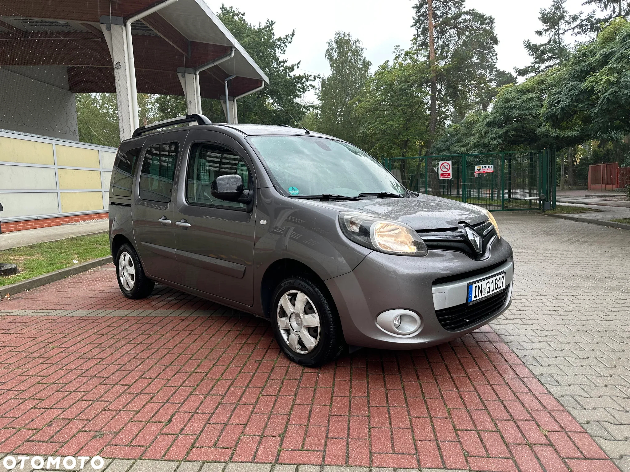 Renault Kangoo 1.6 16V Privilege Plus - 3