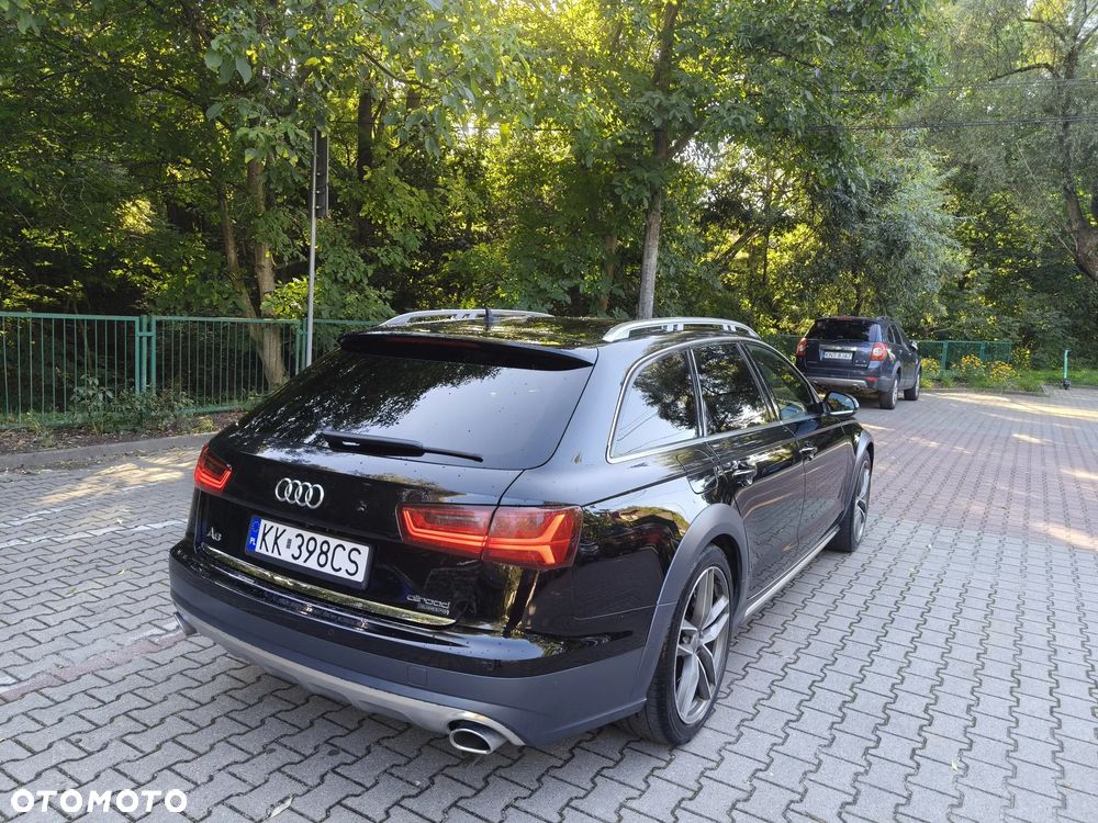 Audi A6 Allroad - 24