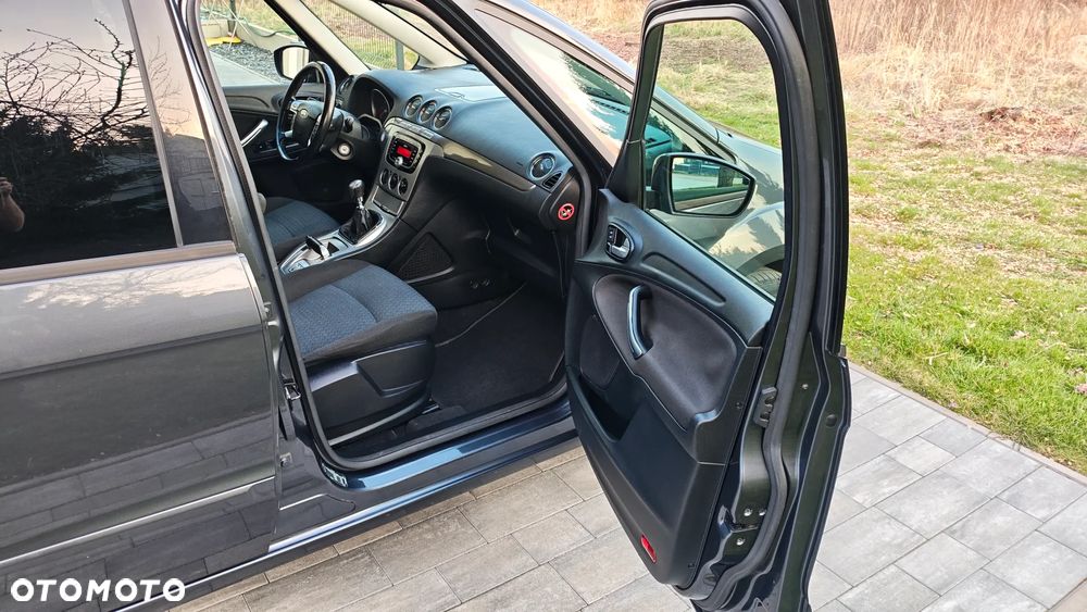 Ford Galaxy 2.0 TDCi Titanium - 10