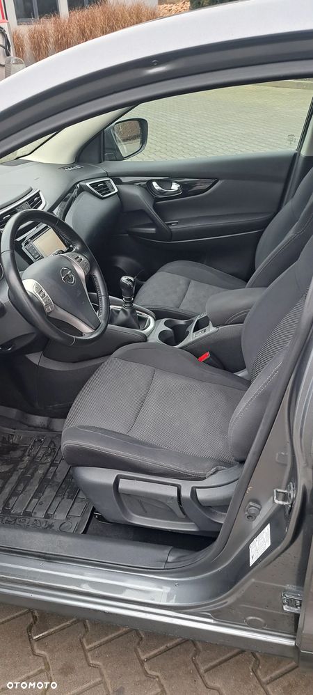 Nissan Qashqai 1.5 dCi N-Connecta - 17