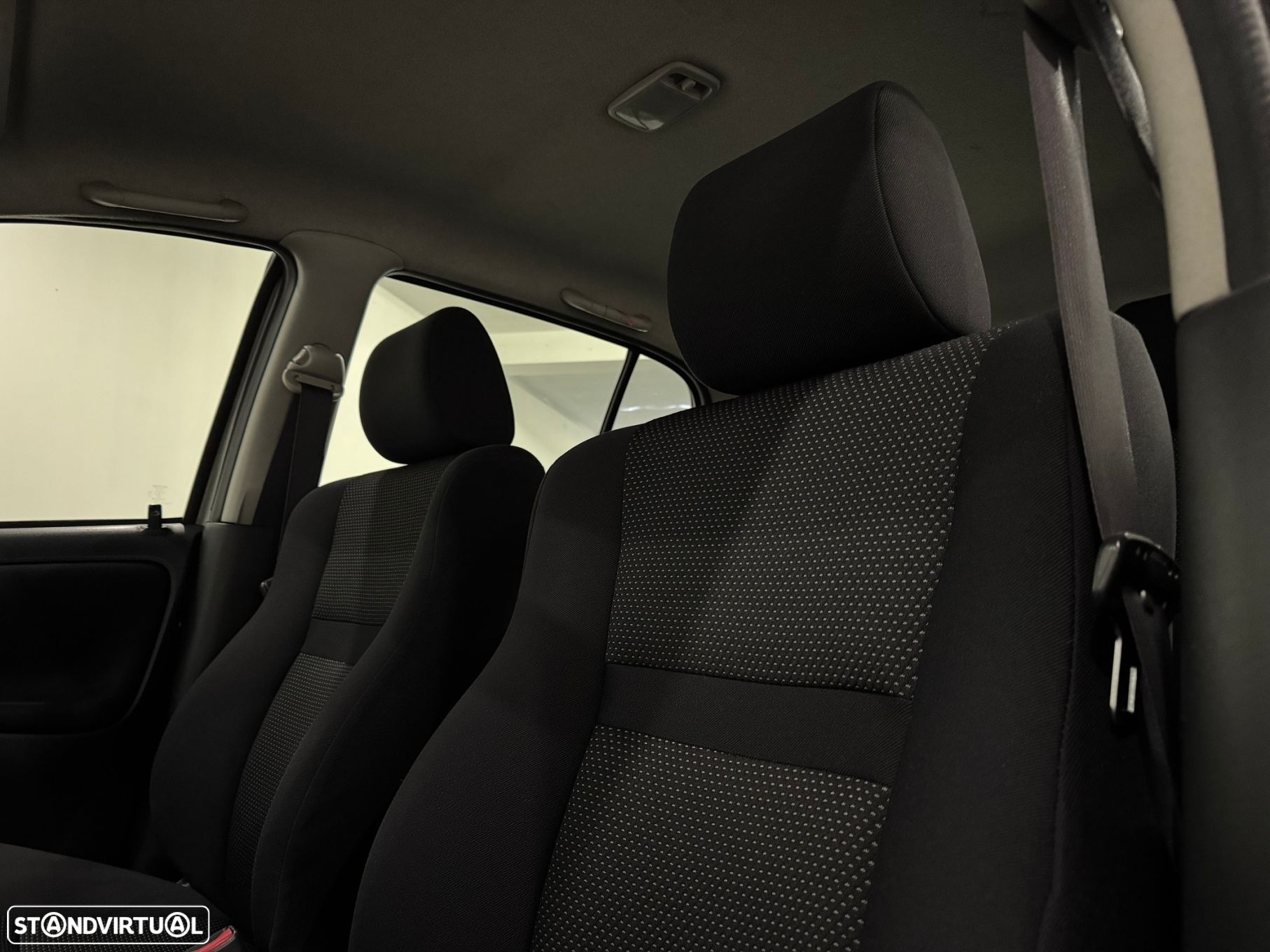 Toyota Yaris 1.5 T Sport AC - 28