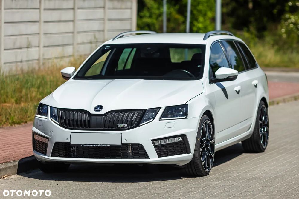 Skoda Octavia 2.0 TDI 4x4 DSG RS - 6
