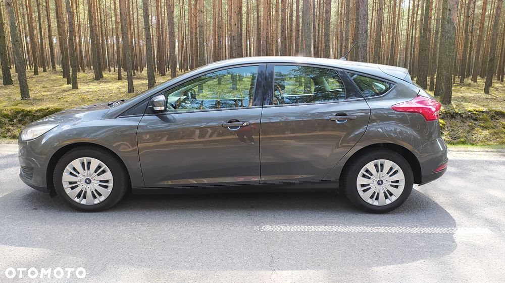 Ford Focus 1.5 TDCi Trend - 6