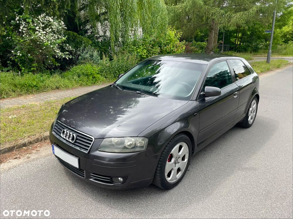 Audi A3 3-drzwiowe 1.6 Ambiente - 1