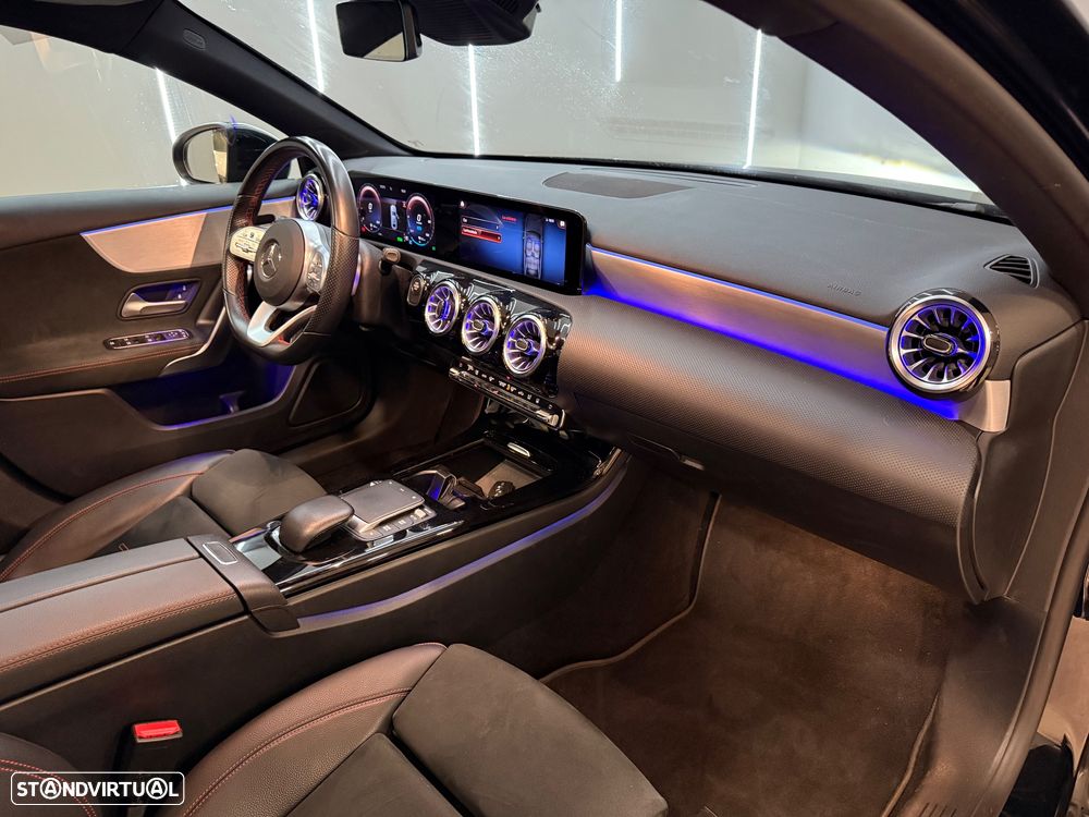 Mercedes-Benz A 250 Limousine e 8G-DCT AMG Line - 5