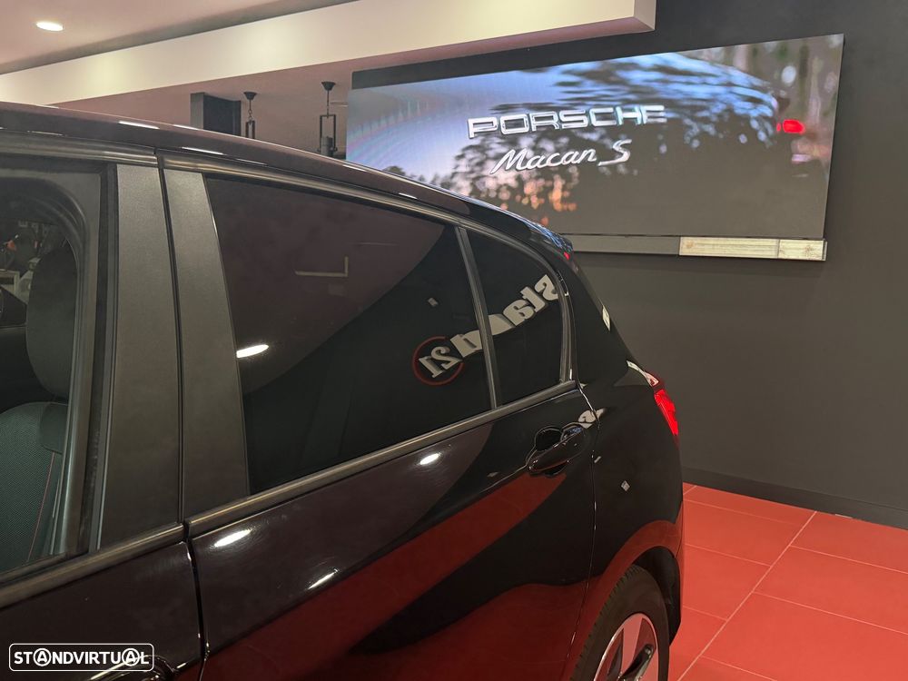 BMW 116 d EDynamics Line Sport - 8