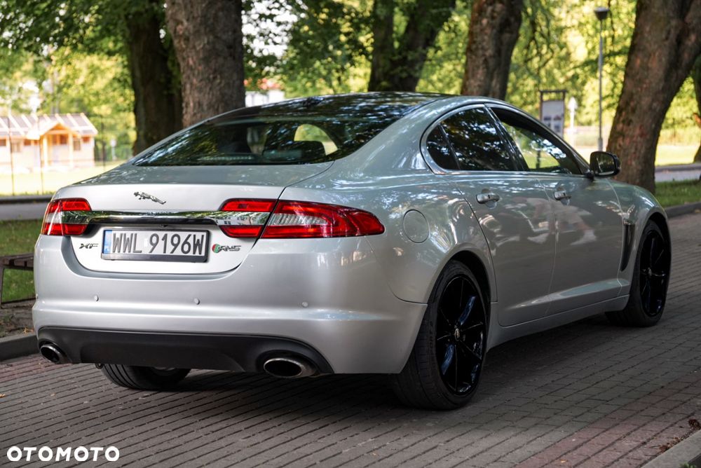 Jaguar XF 3.0 V6 D S Luxury - 14