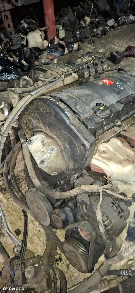 SILNIK  Słupek 1.6 16V 10FX60 Citroen C4 Peugeot - 3