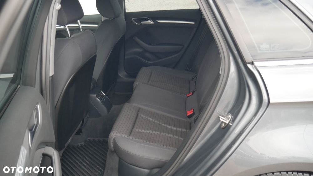 Audi A3 Sportback - 15
