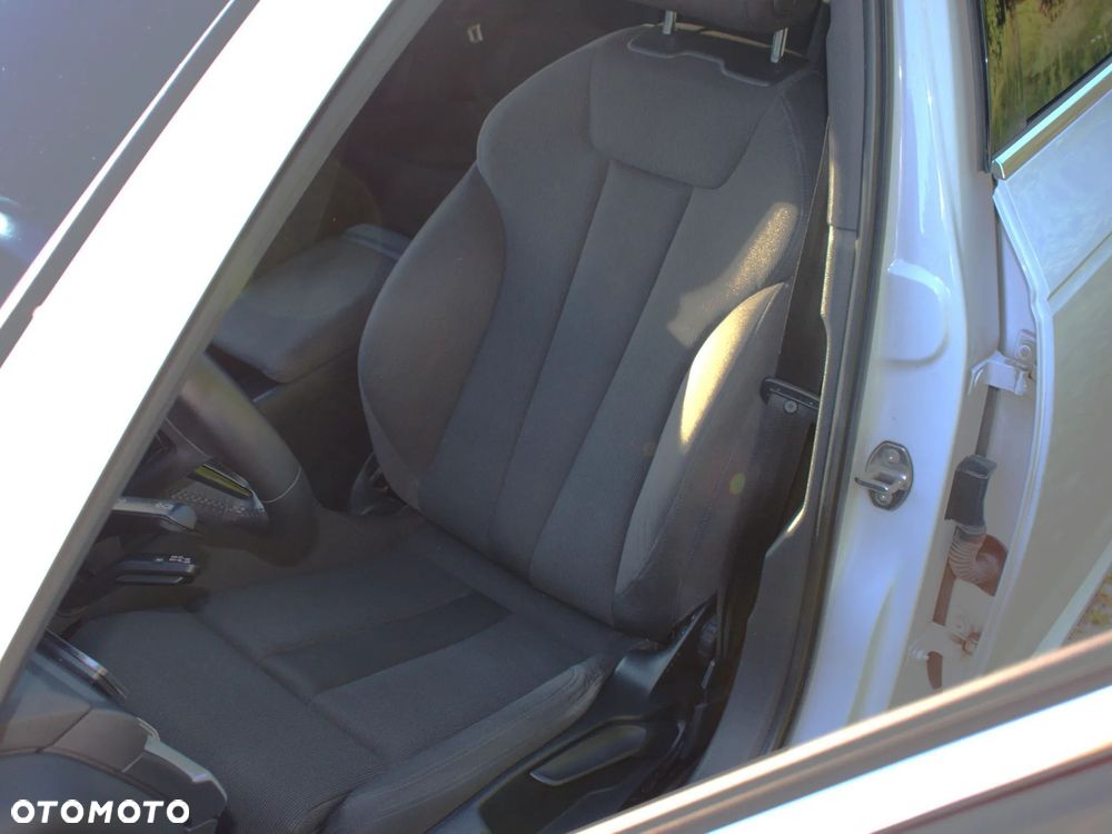 Audi A4 Avant 1.4 TFSI S tronic - 27