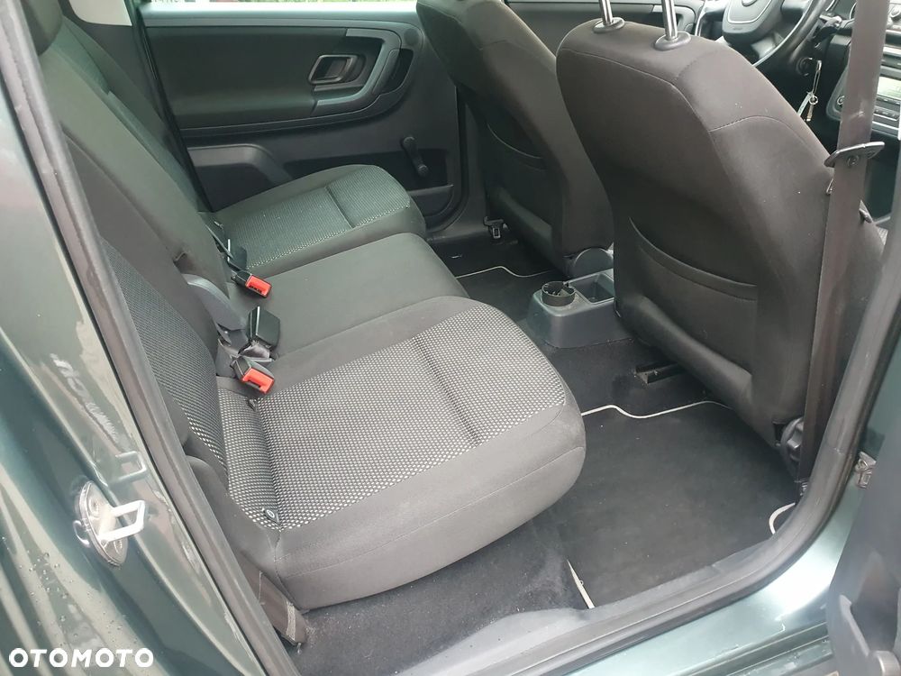 Skoda Roomster 1.6 TDI DPF Comfort PLUS EDITION - 8