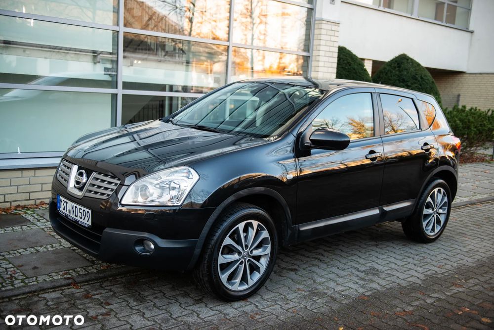 Nissan Qashqai - 2