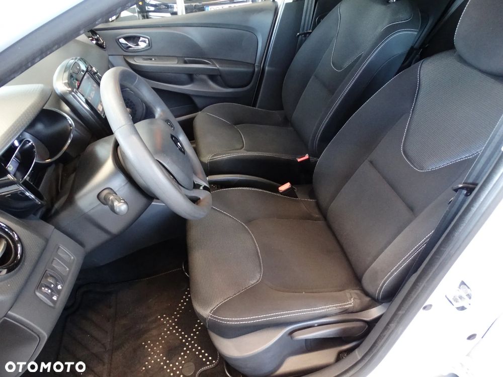 Renault Clio 1.2 16V Intens - 26
